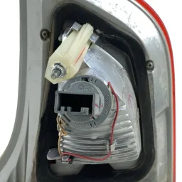 LANTERNA TAMPA TRASEIRA DIREITA BMW X6 2008 A 2014 ORIGINAL
