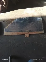 Vidro Porta Dianteira Esquerda Uno Fiorino 1988 a 2013