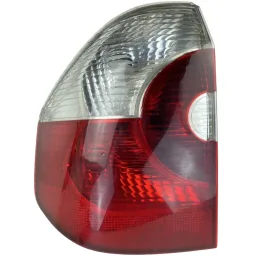 Lanterna Traseira Esquerda BMW X3 2003 e 2006