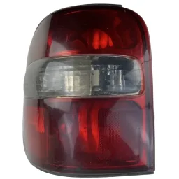LANTERNA TRASEIRA ESQUERDA KIA SPORTAGE 1998 A 2004 (CANTO)