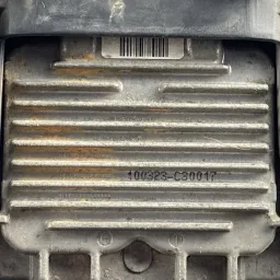 FAROL DIANTEIRO DIREITO RANGE ROVER SPORT 2009 A 2013