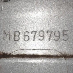 APLIQUE TRASEIRO ESQUERDO PAJERO GLS-B 1992 A 2000 MB679795