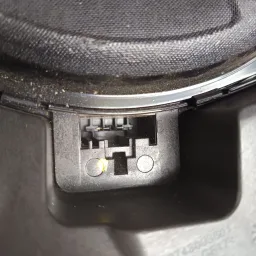 Alto Falante Subwoofer Dianteiro Esquerdo Bmw X1 2013 2014