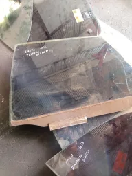 Vidro Porta Traseira Esquerda Celta 2001 a 2016