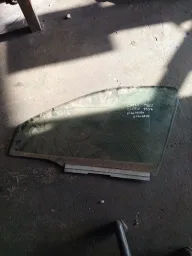Vidro Porta Dianteira Esquerda Corsa / Classic 1996 a 2016