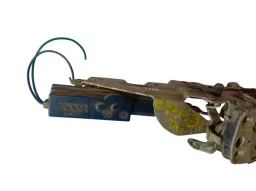 FECHADURA PORTA TRASEIRA DIREITA ÔMEGA 93/98 ELÉTRICA