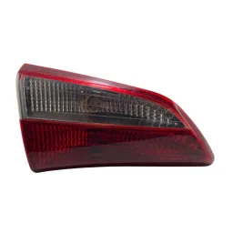 Lanterna Traseira Esquerda HB20 Hatch 2013 a 2019 (mala)