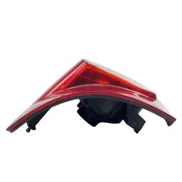 LANTERNA TRASEIRA DIREITA S10 2012 A 2023 S/LED C/NEBLINA