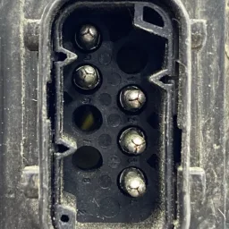 FAROL LADO ESQUERDO BMW X3 2004 2005 A 2010 S/REATOR DETALHE