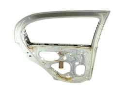 PORTA TRASEIRA ESQUERDA ETIOS CROSS 2013 A 2019 COM MOLDURA