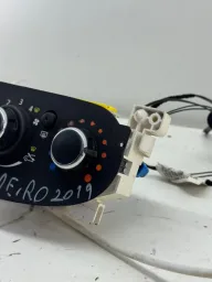 COMANDO AR SANDERO 2014 À 2019