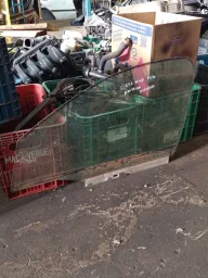 Vidro Porta Dianteira Esquerda Corsa / Classic 1996 a 2016