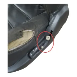 BANCO MOTORISTA EM COURO PAJERO GLS-B 1992 A 2000 RASGADO
