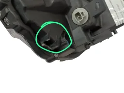 Farol Direito Yaris 2019 2020 a 2025 C/DETALHE