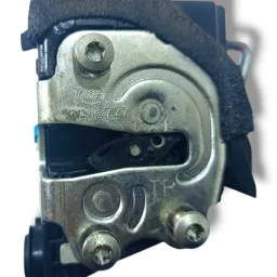 FECHADURA PORTA TRASEIRSA DIREITA HB20S 2013 A 2019