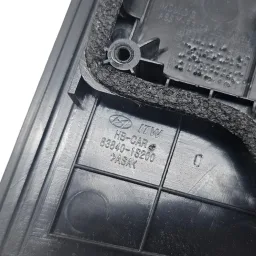 MOLDURA EXTERNO PORTA TRASEIRA DIREITA HB20 2013 A 2019