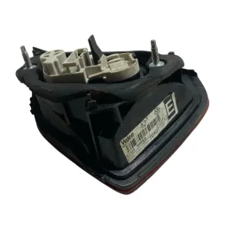 LANTERNA TRASEIRA ESQUERDA VOYAGE G6 G7 G8 (MALA)