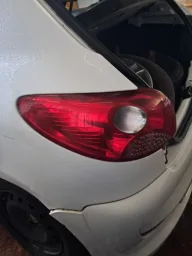 Lanterna Traseira Esquerda Peugeot 207 2009 a 2014