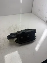 FECHADURA PORTA DIANTEIRA ESQUERDA VW UP 2014 2022