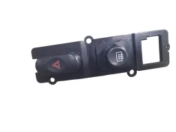 Botão Pisca Alerta/Sport (C/moldura) Mitsubishi Pajero 2002