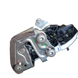 Fechadura Traseira direita Toyota Yaris 2020 2021 2022 2023