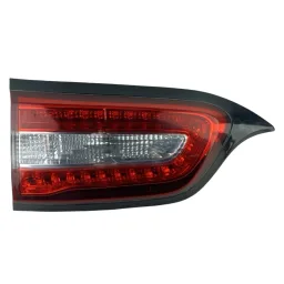 Lanterna Tampa Traseira Esquerda Jeep Cherokee 2014 a 2015