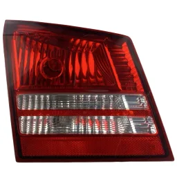 Lanterna Traseira Esquerda Dodge Journey 2009 a 2011 (mala)