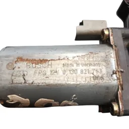MOTOR VIDRO DIANTEIRO ESQUERDO PEUGEOT 206 01-10 0130821763