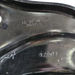 Balança Bandeja Dianteira esquerda Chevrolet Tracker 2022