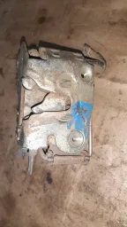 Fechadura Porta Dianteira Esquerda Chevette Monza 2/4P 73/96
