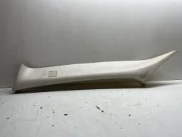 ACABAMENTO COLUNA PARABRISA ESQUERDO EVOQUE 2.0 2012 A 2019