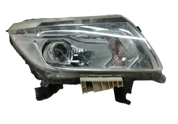 Farol Direito Nissan Frontier 2017/2020