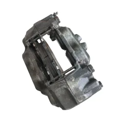 Pinça Dianteira esquerda Toyota Hilux SW4 2020 2021 2022