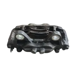 Pinça Dianteira esquerda Toyota Hilux SW4 2020 2021 2022
