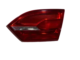 Lanterna Traseira Direita Jetta 2011 a 2014 (mala) S/ Led