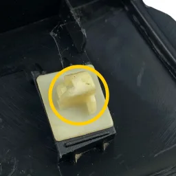 Moldura Paralama Traseiro Esquerdo Korando 2011 2012 A 2019 7953034000