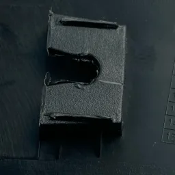Moldura Paralama Traseiro Esquerdo Korando 2011 a 2019 7953034000