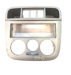 MOLDURA CENTRAL PAINEL RADIO GOL PARATI SAVEIRO G4 CINZA