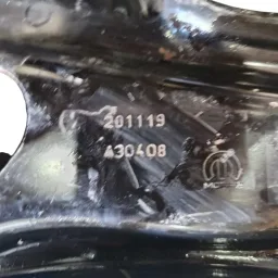 Balança Bandeja Dianteira direita Fiat Strada 2014 2015