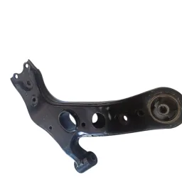 Balança bandeja dianteira esquerda Lexus Ux250h 2020 2021