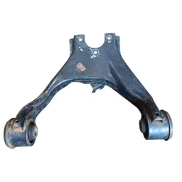 Balança Superior Dianteira Direita Mitsubishi L200 2014 2015
