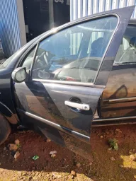 Porta Dianteira Esquerda Citroen C3 2003/2012 Somente Porta