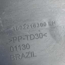Moldura Paralama Traseiro Esquerdo Toro 2016 2017 a 2023 1002216300