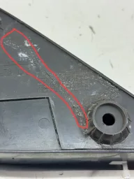 DIFUSOR AR DIANTEIRO DIREITO OMEGA 1992 À 1997 (DETALHE)