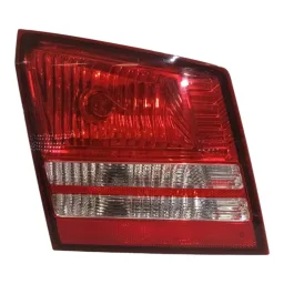 Lanterna Traseira Esquerda Dodge Journey 09/11 (mala)