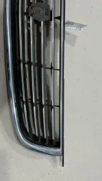 GRADE FRONTAL TOYOTA COROLLA 1999 À 2002