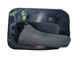 Maçaneta Int. Tras Esq Corsa Wagon Classic LS 96/16 C/Suport