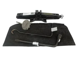 KIT MACACO TOYOTA YARIS 2019 2020/..