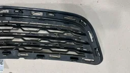 GRADE FRONTAL PARACHOQUE TRACKER LTZ 2013 À 2016