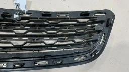 GRADE FRONTAL PARACHOQUE TRACKER LTZ 2013 À 2016